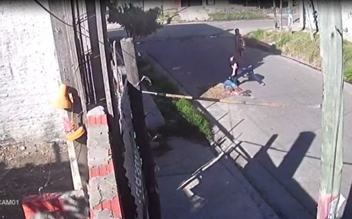 Un ladrón asesinó de 9 botellazos a un adolescente tras robarle una sidra