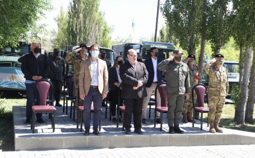 Luque participó de la ceremonia de cambio de mando de la unidad de Gendarmería de Río Mayo