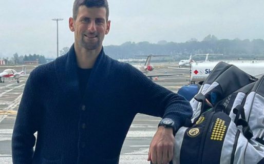 Critican a Djokovic y autoridades del Abierto de Australia por permitir que juegue sin comprobar vacunación