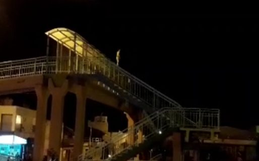 Un hombre intentó arrojarse del puente del Ceret
