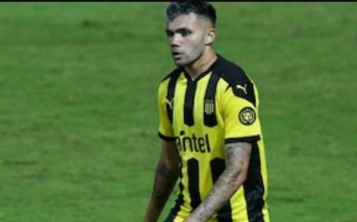 Peñarol: futbolista fue detenido con una pistola 9mm cuando se dirigía al partido