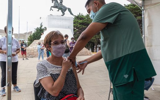 Última semana de vacunación Covid en la sede de Petroleros Privados en zona norte
