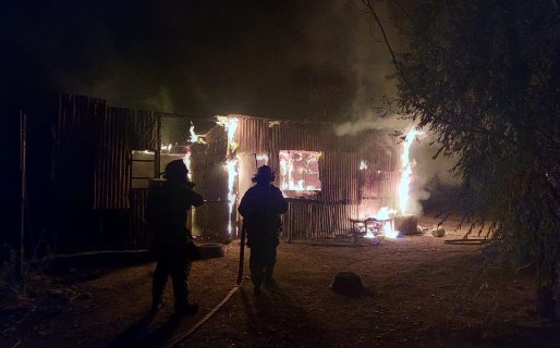 Una vivienda con pérdidas totales por incendio en Radio Estación