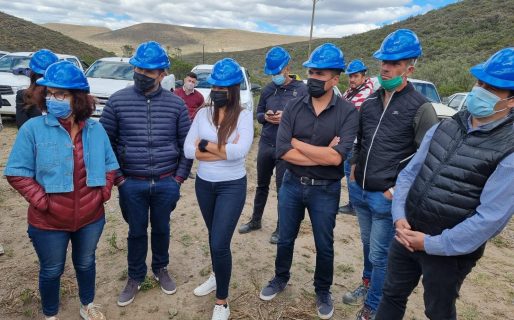 Luque recorrió la puesta en marcha de un acuífero en Manantiales Behr