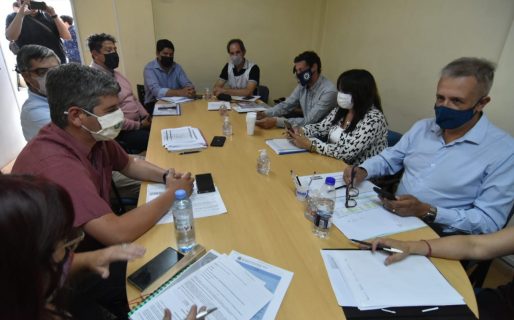 A un mes del inicio de clases no hubo acuerdo entre gremios y el gobierno