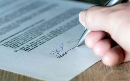 Piden llevar a juicio a empresario y escribano por falsificación de documentos