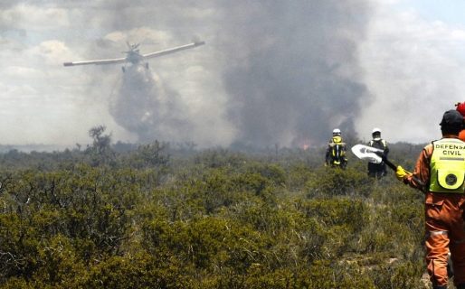 Defensa Civil confirmó que el incendio en Puerto Madryn “fue extinguido en su totalidad”