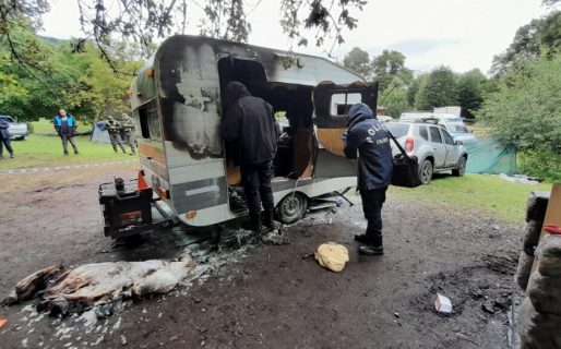 Murió la mujer que resultó con quemaduras tras prenderse fuego su casilla
