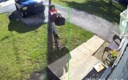 Pidió comida por una app, la repartidora le dijo que era “muy gordo” y él se vengó