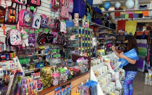 Una familia con dos chicos en primaria gasta alrededor de 28 mil pesos  en la canasta escolar