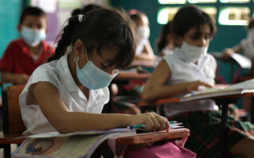 Puratich ratificó que «el barbijo no es perjudicial para los chicos»