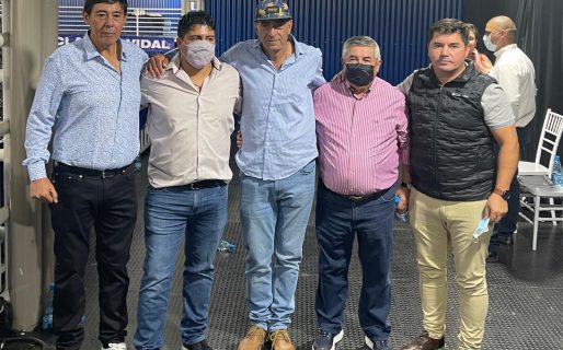 “En estas banderas están unidos todos los gremios detrás de la reivindicación salarial”