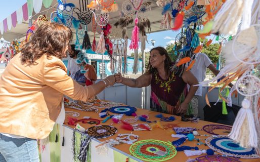Se abrió un nuevo espacio para artesanos en la Costanera céntrica