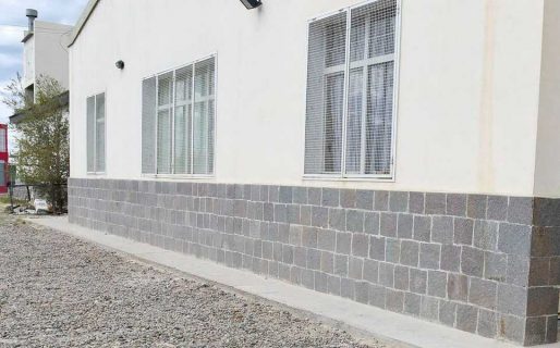 Apuñalaron a un adolescente en el cuello