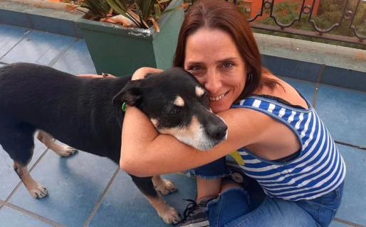 “Negro”, el perro que buscaba adoptante con un CV porque su dueño murió, ya tiene nueva familia