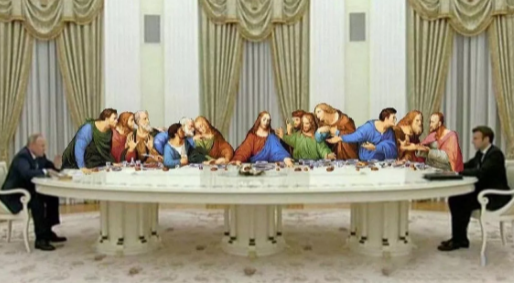 Los memes sobre la «mesaza» que separó a Vladimir Putin de Emmanuel Macron