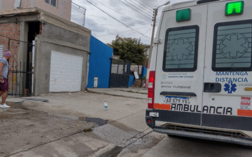 Estaba en una juntada con amigos y su pareja lo apuñaló