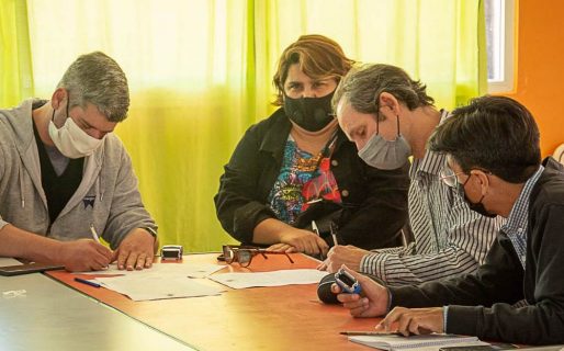 El Gobierno mejoró la oferta y la reunión con los gremios docentes continuará el jueves