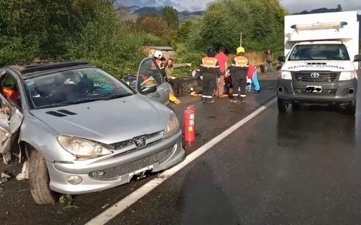 El Hoyo: joven pareja de turistas se accidentó sobre Ruta 40