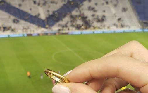 Organizan una campaña en redes para devolver el anillo perdido en el José Amalfitani