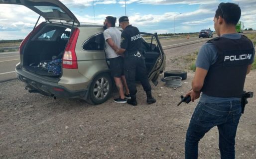 Manejaba drogado y llevaba gran cantidad de Clonazepam y Viagra