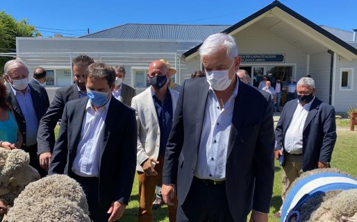 Luque: “Con el ministro Domínguez hablamos sobre producción y beneficios para fomentar las inversiones en el campo”