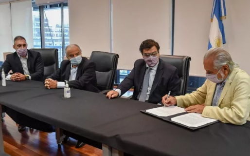 Paritarias: empleados de Comercio acuerdan suba anual del 54% y un básico de 90 mil pesos