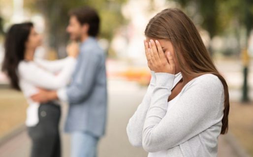 Descubrió que su novio la engañaba: se subió con otra al Uber que ella conducía