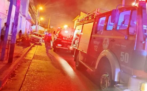 No apagó el fuego del “chulengo” y se incendió un galpón