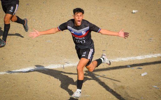 Permanece internado el joven jugador que sufrió un golpe en el riñón