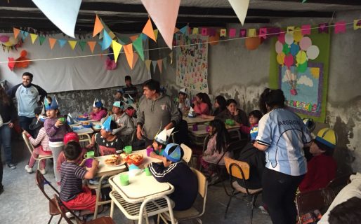 Merendero de Sabina: “Más de 20 familias asisten para recibir bolsones, hay mucha necesidad»