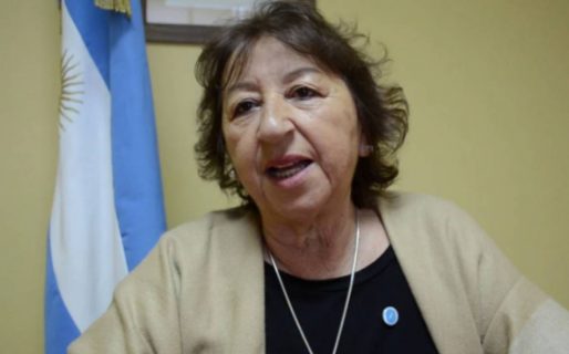 Lidia Blanco: «Tenemos que trabajar con los docentes, están agobiados con aulas de 300 o 400 chicos»