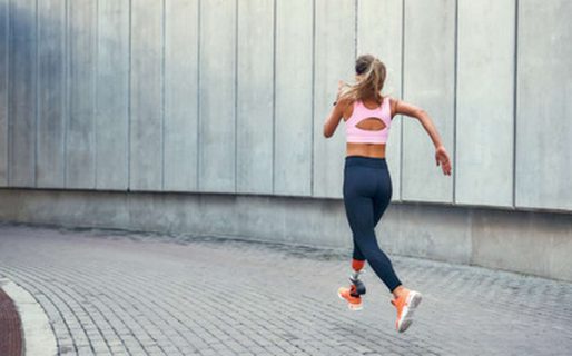 Buscan que las mujeres puedan hacer deporte con el torso desnudo