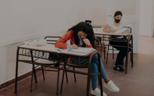 Alumnos de secundaria pasaron de año incluso adeudando todas las materias