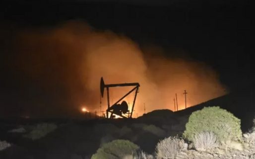 Un «intento de robo» de cables provocó el incendio en el pozo petrolero en Caleta