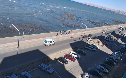Una conductora se descompensó y terminó en la vereda de la Av. Ducós