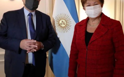 FMI: El Gobierno cerró el acuerdo y envió el texto al Congreso