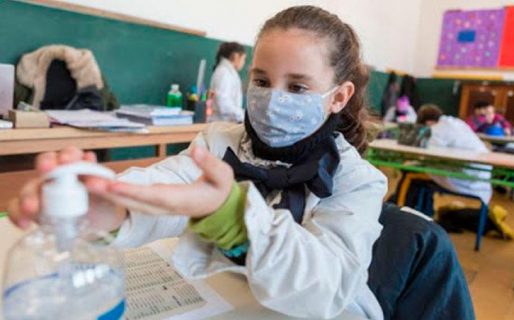 Ferreira: “Las Escuelas están prohibiendo el acceso a la educación de los chicos solo por no tener barbijo”