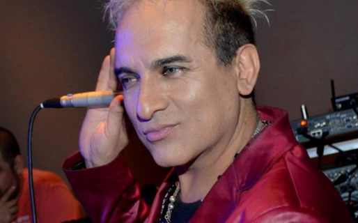 Charly Amado cumple 11.000 shows cantando en Comodoro