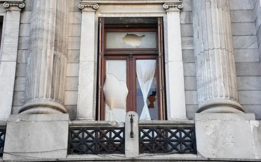 CFK publicó un nuevo video que muestra en tiempo real el ataque a su despacho: “Alguien lo planificó y mandó a ejecutar”