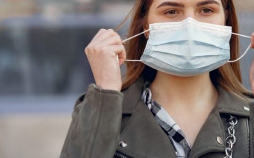 Provincia ratificó que continúa vigente la recomendación del uso de barbijo en espacios cerrados