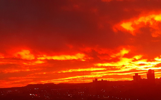 Las asombrosas imágenes de la “tarde apocalíptica” en Comodoro