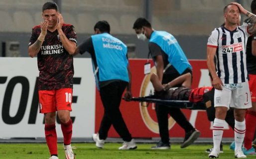 Robert Rojas sufrió una fractura expuesta y River pierde una pieza clave por varios meses