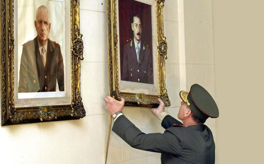 Murió Roberto Bendini, el general que bajó el cuadro de Videla de Campo de Mayo