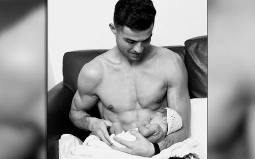 “Amor para siempre”: Cristiano Ronaldo publicó una conmovedora imagen sosteniendo a su hija recién nacida