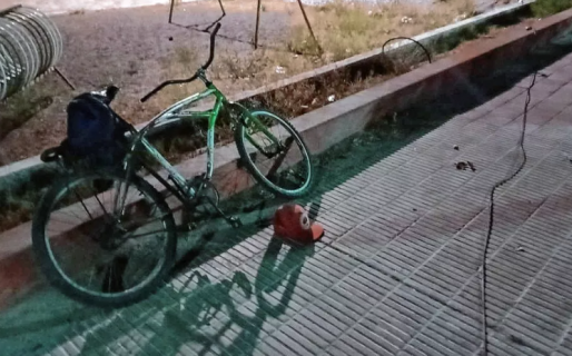 Tras ser “patoteado” fue a robar cables y cayó del poste quebrándose los dos brazos