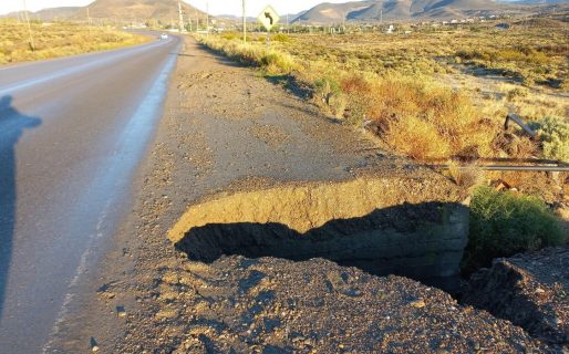 Solicitan tener precaución en el camino a Laprida por banquinas en mal estado