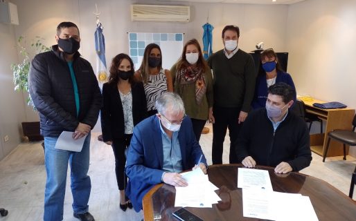 Salud y Ciencias Económicas de la UNPSJB acordaron dictar “Curso en Recupero de Costos”