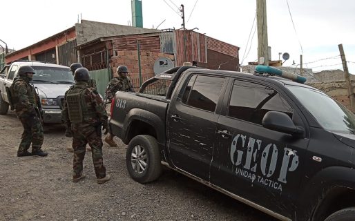 Incautan armas a los Nieves por allanamientos domiciliarios en barrio San Martín