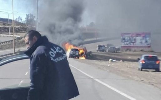Se incendió una Ford EcoSport en la ruta 3